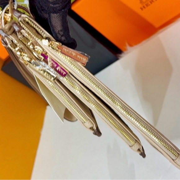 Anne Klein Neutral Wristlet Trio - Picture 4 of 9